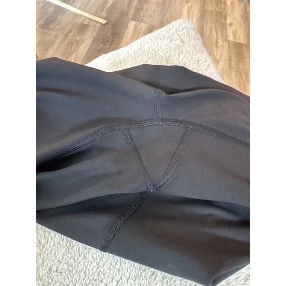 Lululemon Black Mesh Panel 7/8 Leggings Womens Size 6 - Picture 8 of 8